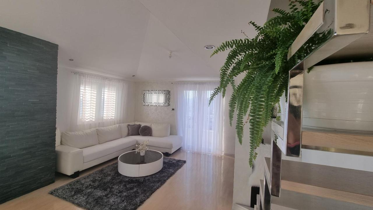 Dream Apartment Podstrana Exterior photo